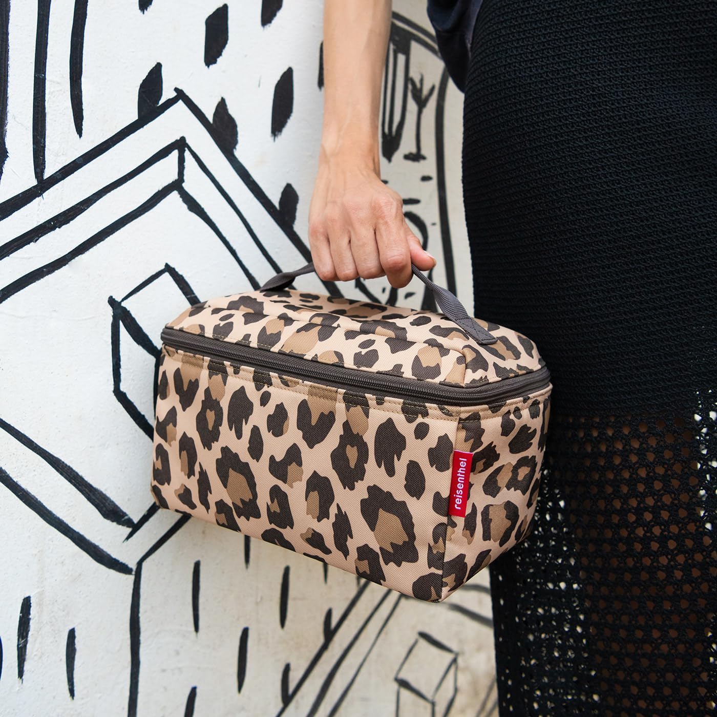 reisenthel beautycase glossy dots black - square toiletry bag, luggage organizer, cosmetic bag