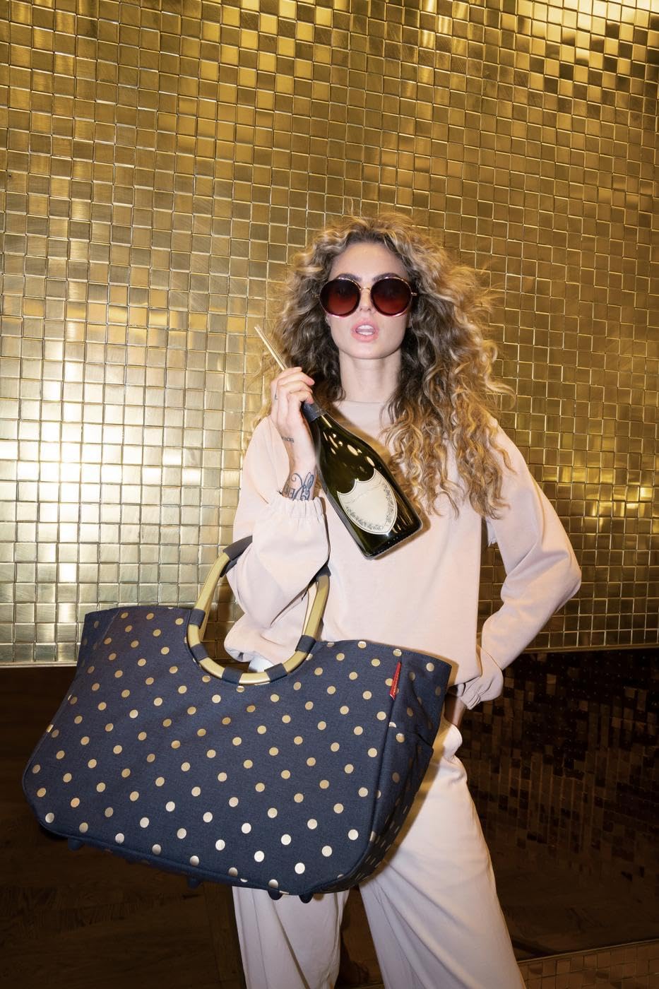 reisenthel Loopshopper L - Sturdy Bag with Practical Compartments Made from Recycled PET Bottles - Charming and Water-Repellent Design Gold, Mesh black., L