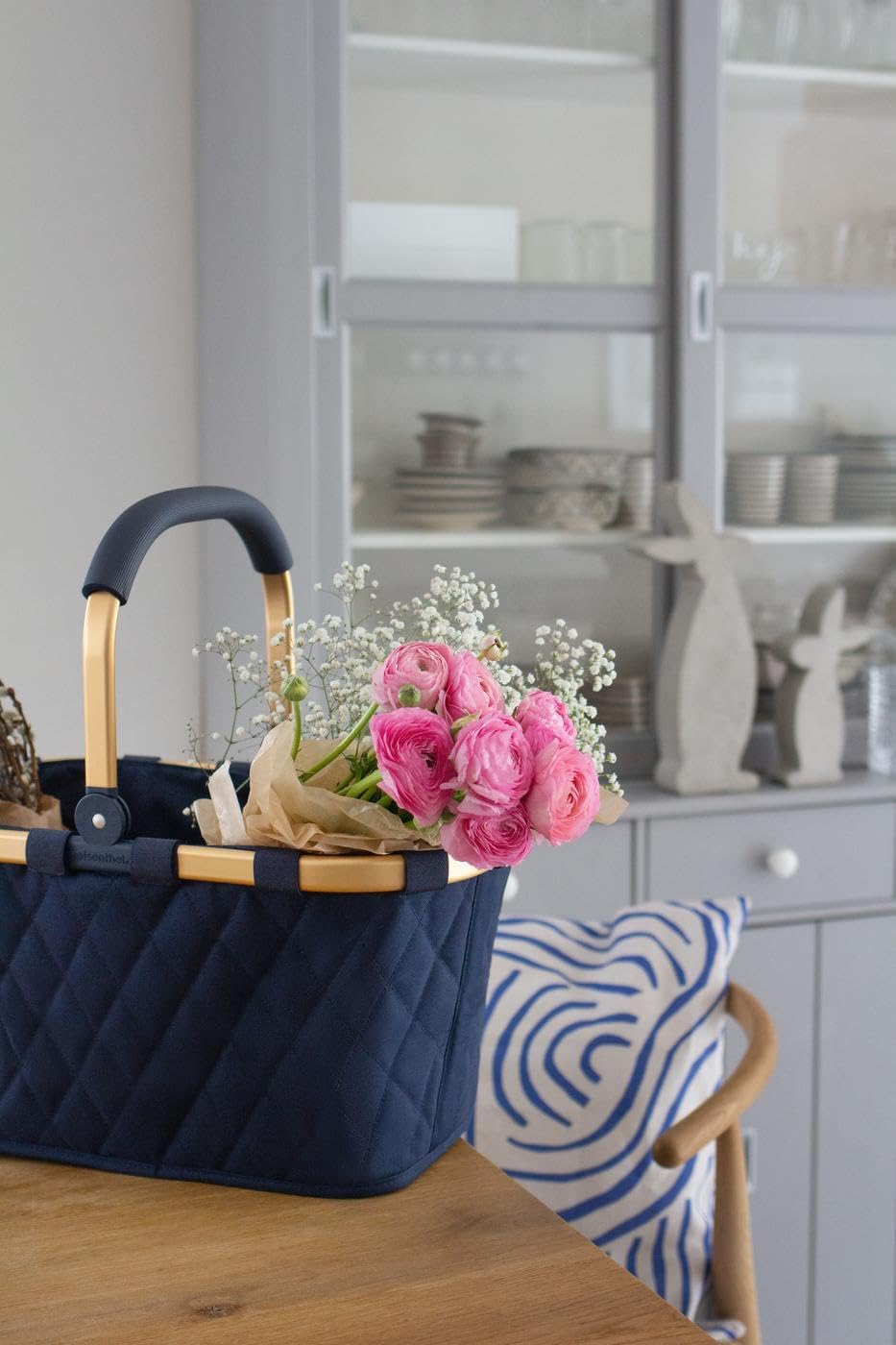 reisenthel carrybag twist sky rose - Sturdy shopping basket with plenty of storage space and practical inner pocket - Elegant and water-repellent design