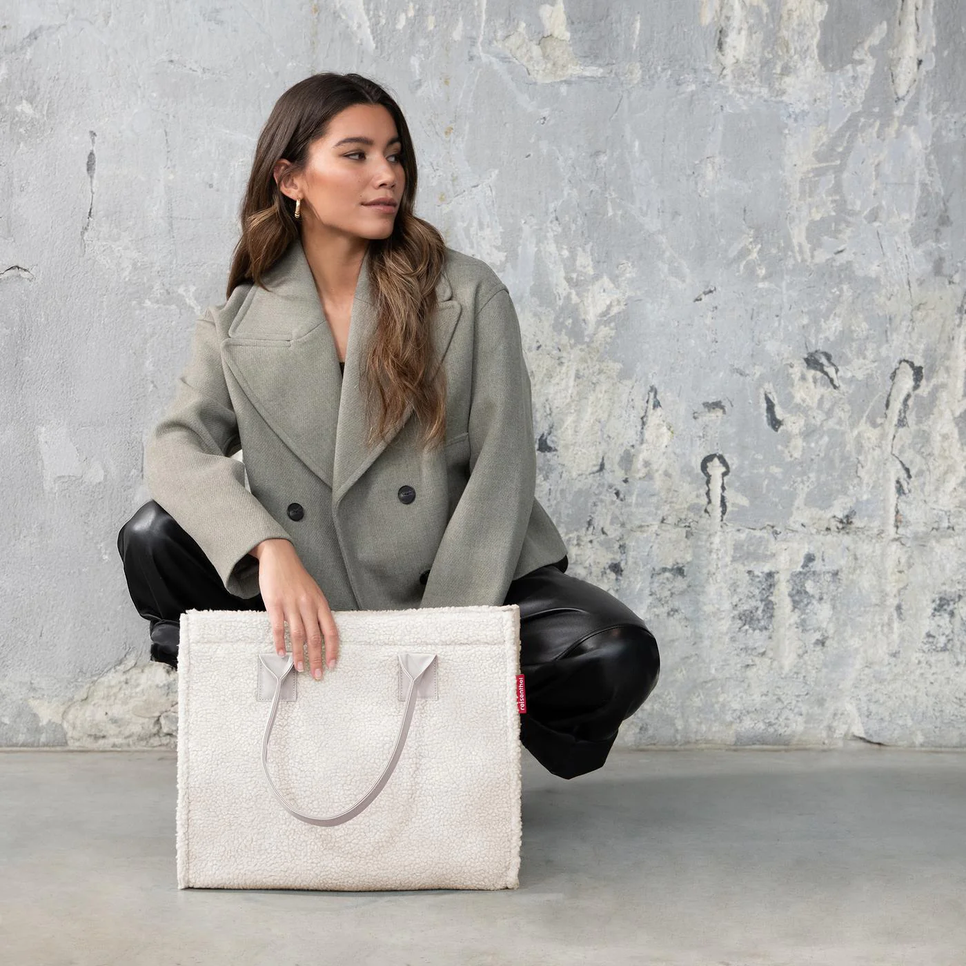 daily shopper teddy sand