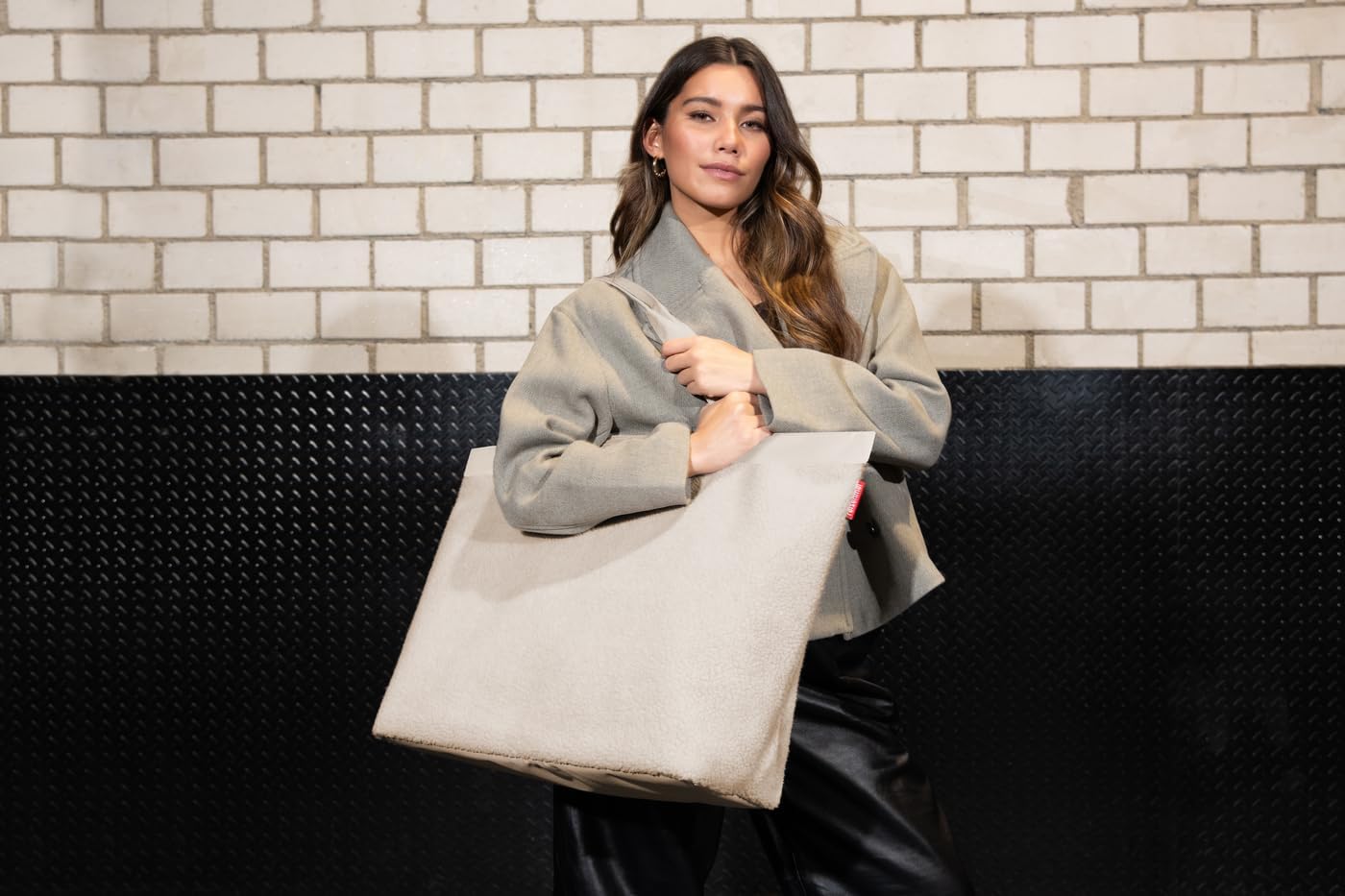 Reisenthel Canvas & Beach Tote Bag, Multicolour (Happy Flowers)