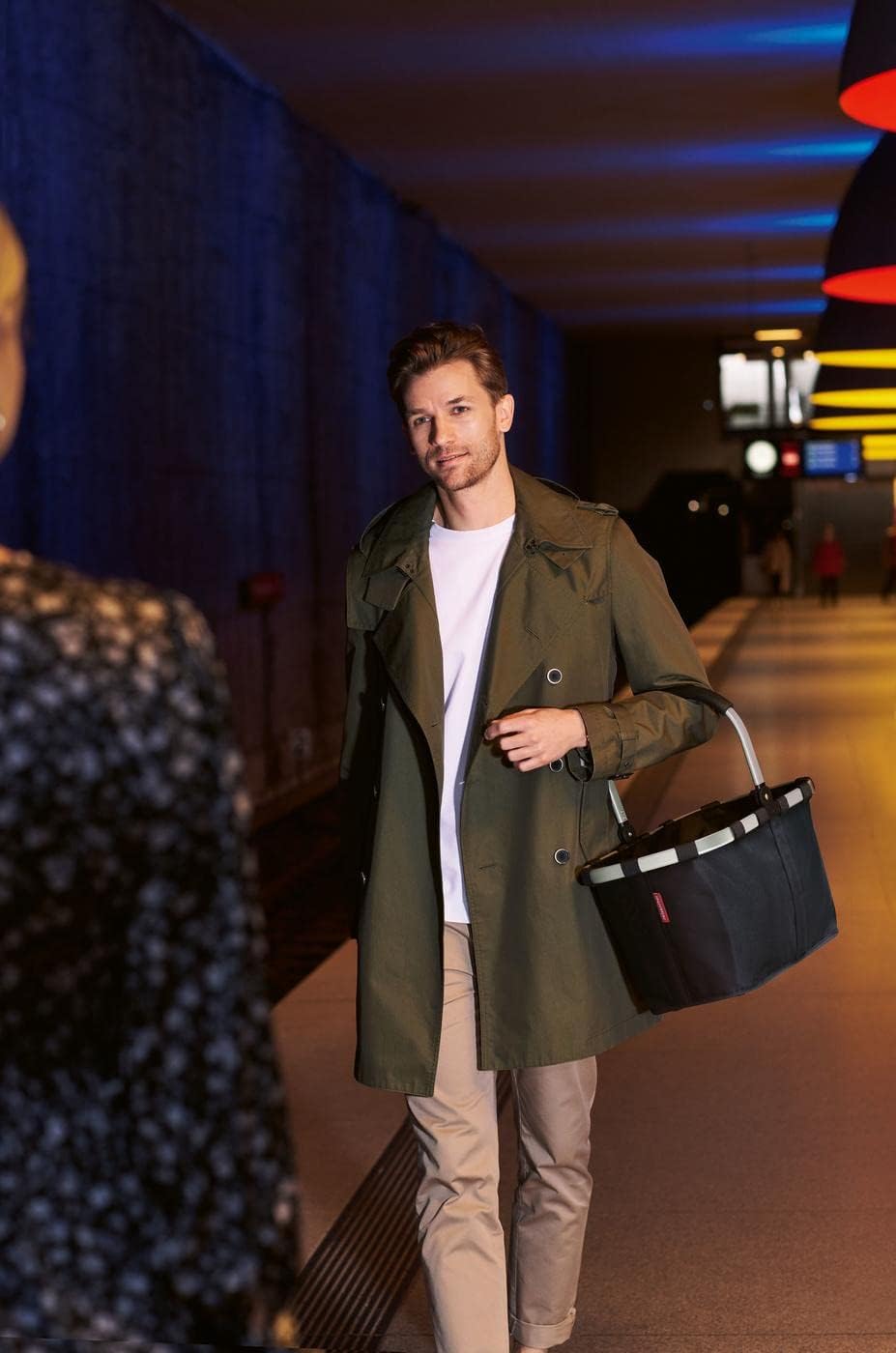 reisenthel carrybag twist sky rose - Sturdy shopping basket with plenty of storage space and practical inner pocket - Elegant and water-repellent design