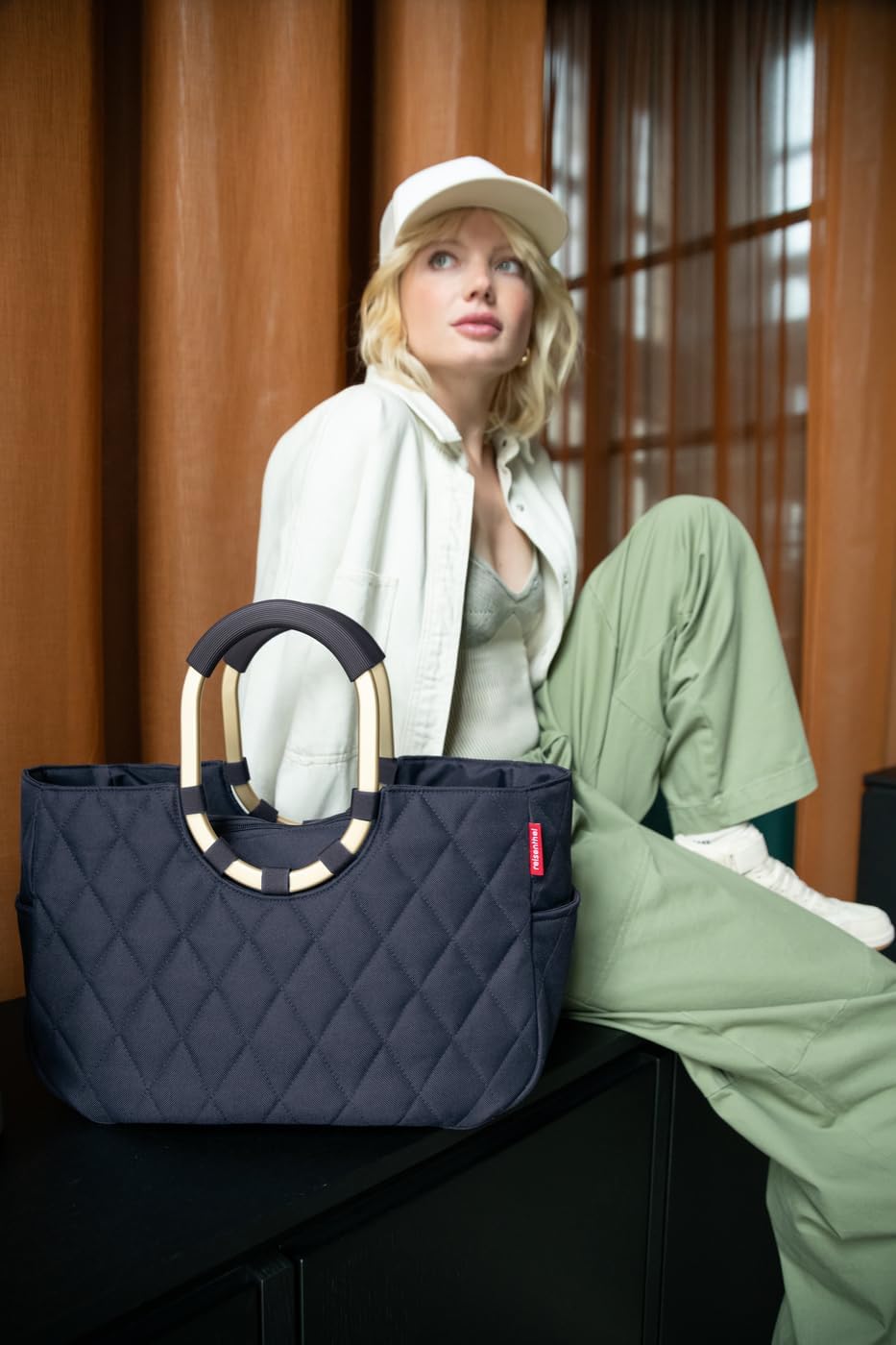 reisenthel Loopshopper M - Sturdy Bag with Practical Compartments Made from Recycled PET Bottles - Elegance When Shopping, Lots of Function Included, Teddy Sand, M