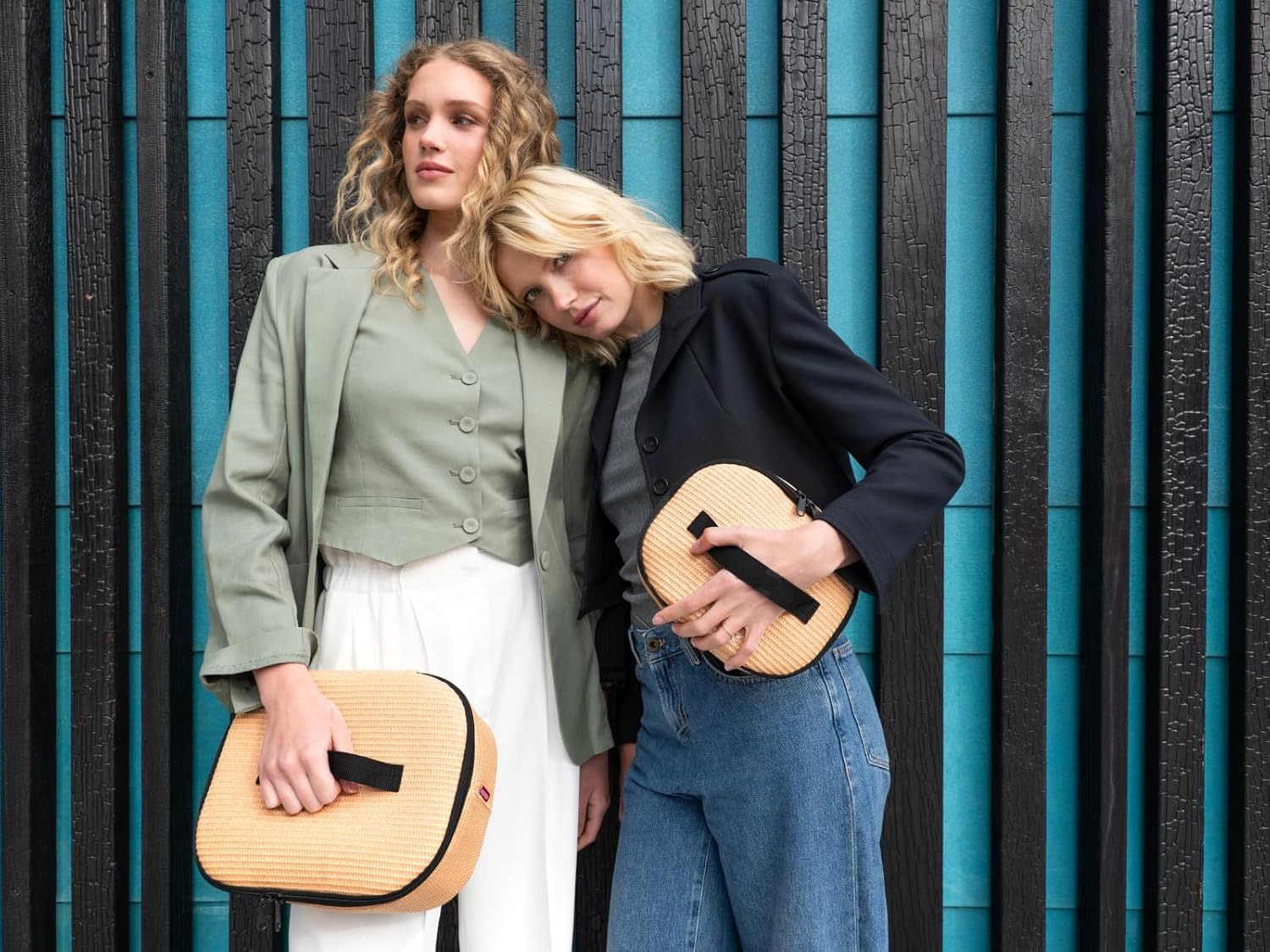 reisenthel Coolerbag M Pocket Twist Blush - Cool Bag with Outer Material Made of Recycled PET Bottles - Ideal for Lunch on the Go