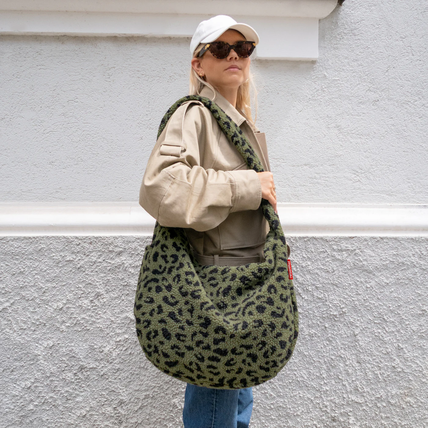 moonbag teddy leo olive